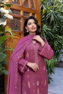  SPARKLE LUXURY BOUTIQUE EDIT - BANA DORA WITH HAND EMBELLISHMENTS