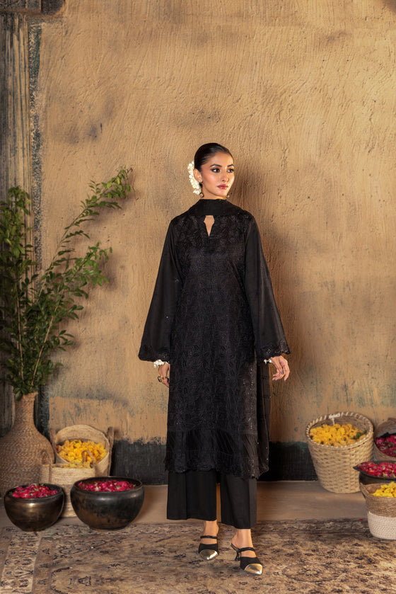KARI NOIR  EXCLUSIVE CHIKANKARI  FESTIVE EDIT