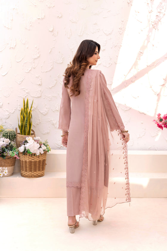 SIFARISH - LUXURY FANCY PEARL CHIKANKARI EDIT 3PC UNSTITCHED