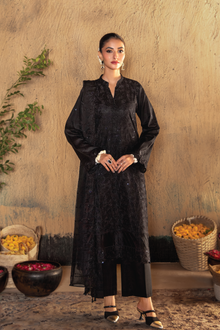  KARI NOIR  EXCLUSIVE CHIKANKARI  FESTIVE EDIT